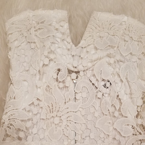 Gorgeous boho strapless eyelet dress - Picture 2 of 8